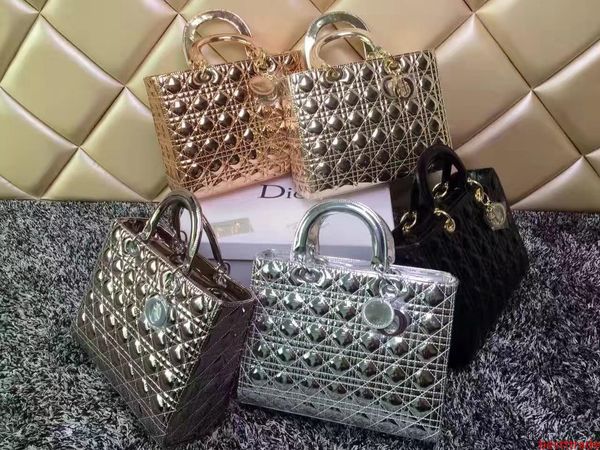 luxury quality brand design lady plaid messenger bag genuine patent leather 7 plaid xl tote handbag real leather with charms miss chain
luxury quality brand design lady plaid messenger bag genuine patent leather 7 plaid xl tote handbag real leather with charms miss chain