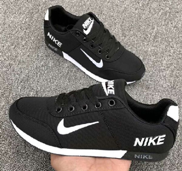 Size 36-44 Brand Running Shoes For Men Women Low Cut Lace Up Casual Sport Shoes Outdoor Unisex Zapatillas Sneakers Walking Shoes 2019
Size 36-44 Brand Running Shoes For Men Women Low Cut Lace Up Casual Sport Shoes Outdoor Unisex Zapatillas Sneakers Walking Shoes 2019
