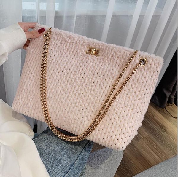 big capacity faux fur rivets shining chain handbag 2019 tote women crossbody bag female shoulderbag bolsa sac #2225
big capacity faux fur rivets shining chain handbag 2019 tote women crossbody bag female shoulderbag bolsa sac #2225