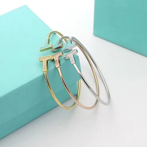 charm jewelry luxury designer jewelry women bracelets open gold bracelet stainless steel jewelry lovers bracelet
charm jewelry luxury designer jewelry women bracelets open gold bracelet stainless steel jewelry lovers bracelet
