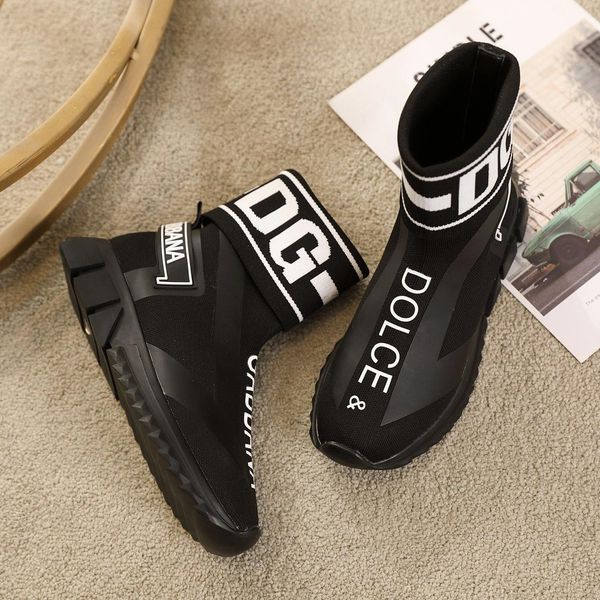 2019r new limited edition luxury men and women casual shoes couple shoes fashion wild sports boots size: 35-46
2019r new limited edition luxury men and women casual shoes couple shoes fashion wild sports boots size: 35-46