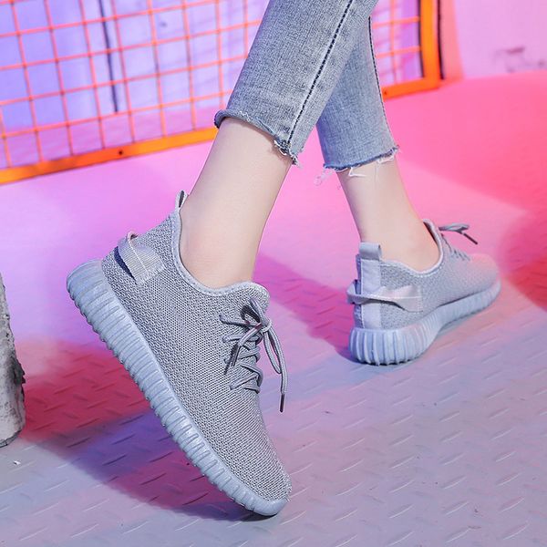2020 women walking shoes kanye sneaker outdoor sports luxury girls designers tubular shadow knit trainers, Black
2020 women walking shoes kanye sneaker outdoor sports luxury girls designers tubular shadow knit trainers, Black