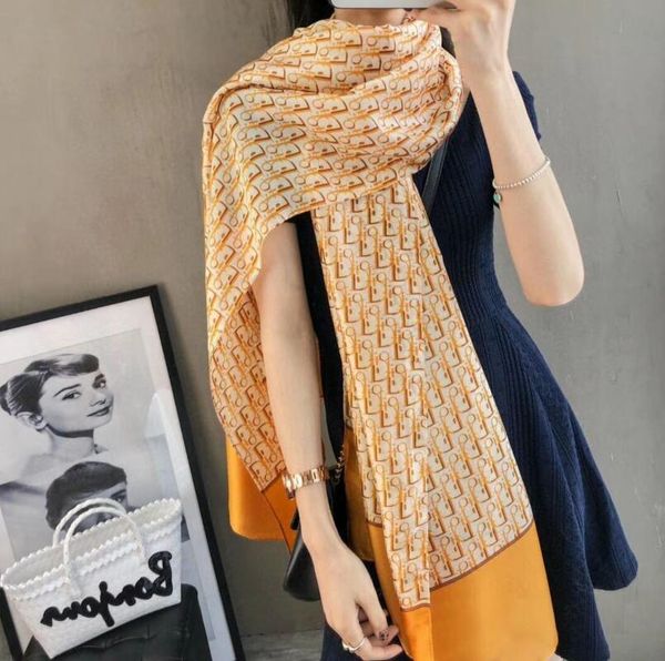 dr 2020 quality luxury colorful letter designers silk scarf women letter shawl scarf famous winter dîõr scarves instock, Blue;gray
dr 2020 quality luxury colorful letter designers silk scarf women letter shawl scarf famous winter dîõr scarves instock, Blue;gray
