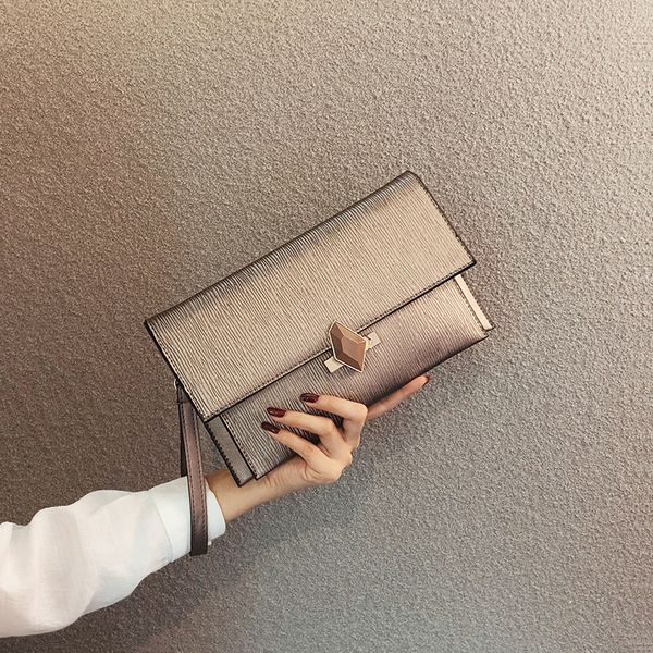 women clutch girls wedding clutches handbag chain shoulder bag bolsas mujer brand women evening bag party banquet glitter bags
women clutch girls wedding clutches handbag chain shoulder bag bolsas mujer brand women evening bag party banquet glitter bags