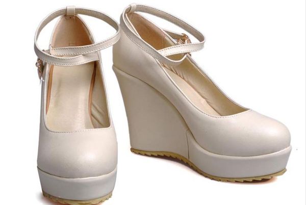 2019 women's shoes in spring and autumn with new style slope heel thick bottom waterproof table @28, Black
2019 women's shoes in spring and autumn with new style slope heel thick bottom waterproof table @28, Black