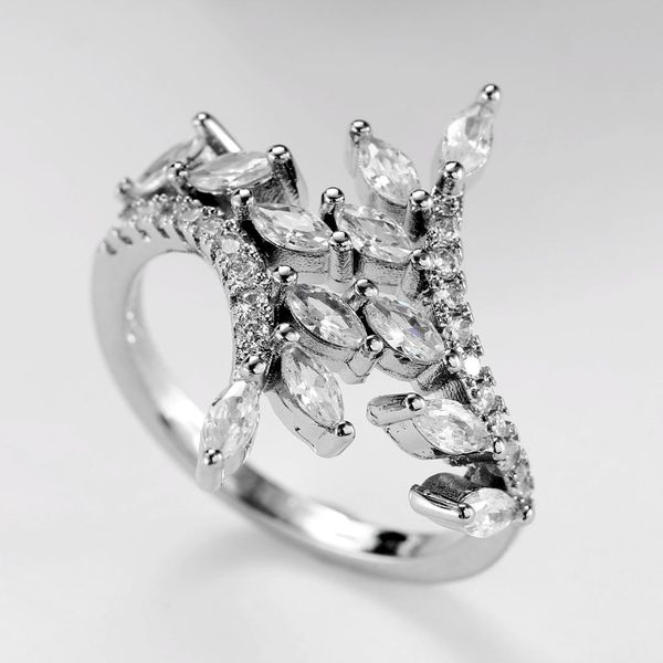 diamond drop pear-shaped ring lady engagement s925 silver anillos de bague etoile jewelry for women bizuteria crystal rings 2019, Golden;silver
diamond drop pear-shaped ring lady engagement s925 silver anillos de bague etoile jewelry for women bizuteria crystal rings 2019, Golden;silver