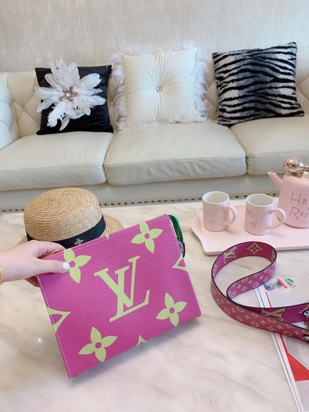 Leather famou de igner luxury handbag fa hion lady ca ual tote houlder bag women bag elling
Leather famou de igner luxury handbag fa hion lady ca ual tote houlder bag women bag elling