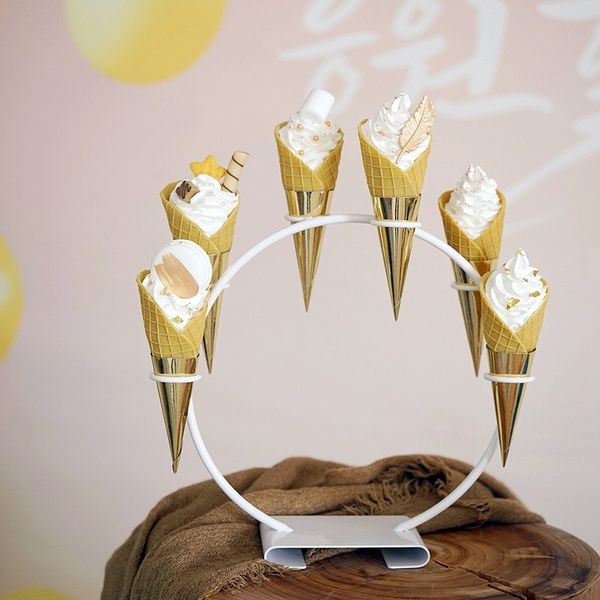 ice cream holders metal dessert stand 6 hole cake dessert tools lollipop push cake racks other bakeware
ice cream holders metal dessert stand 6 hole cake dessert tools lollipop push cake racks other bakeware