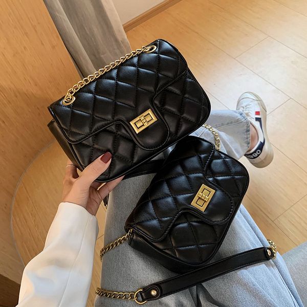 fashion leather pu quilted bag female handbags shoulder bag women travel bags women bags sac a main femme
fashion leather pu quilted bag female handbags shoulder bag women travel bags women bags sac a main femme