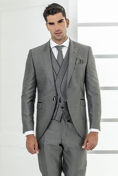 new design one button gray wedding groom tuxedos peak lapel groomsmen mens dinner blazer suits (jacket+pants+vest+tie) 475, Black;gray
new design one button gray wedding groom tuxedos peak lapel groomsmen mens dinner blazer suits (jacket+pants+vest+tie) 475, Black;gray