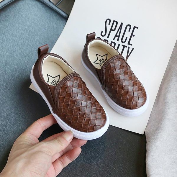 children peas new boy small pu british wind leather child loafers soft bottom boys white toddler casual shoes 21-30, Black;grey
children peas new boy small pu british wind leather child loafers soft bottom boys white toddler casual shoes 21-30, Black;grey