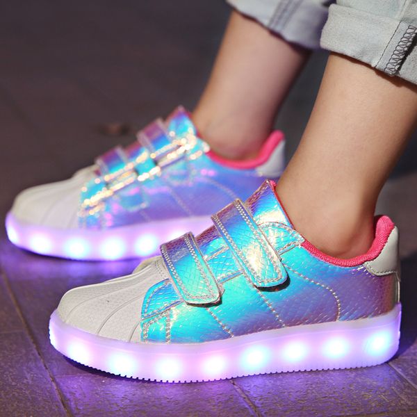 2018 new pink kids led usb charging glowing sneakers children hook loop fashion luminous shoes for girls boys men women #25-36 y190525, Black;red
2018 new pink kids led usb charging glowing sneakers children hook loop fashion luminous shoes for girls boys men women #25-36 y190525, Black;red