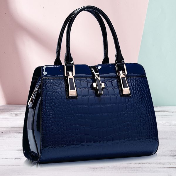 lacquer women's bag, alligator leather handbag, style summer 2019 new women's single-shoulder diagonal cross-package
lacquer women's bag, alligator leather handbag, style summer 2019 new women's single-shoulder diagonal cross-package