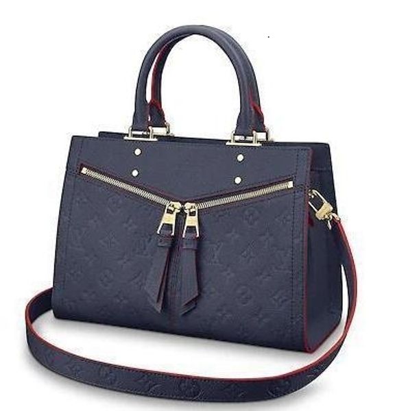 m54195 sully pm blue real caviar lambskin le boy chain flap bag handbags shoulder messenger bags totes
m54195 sully pm blue real caviar lambskin le boy chain flap bag handbags shoulder messenger bags totes
