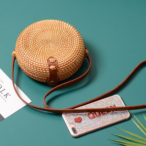 2019 new fashion bohemia square round mulit style straw bag handbags women summer rattan bag handmade woven beach circlehandbag
2019 new fashion bohemia square round mulit style straw bag handbags women summer rattan bag handmade woven beach circlehandbag