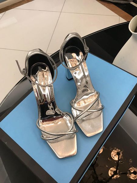 women high heel sandals genuine leather lady chunky heel sandals female slippers loafers epacket, Black
women high heel sandals genuine leather lady chunky heel sandals female slippers loafers epacket, Black