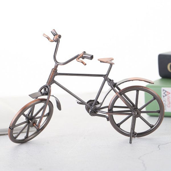 1 pcs креативный модель подарка дня рождения железный велосипед metal crafts европейском стиле украшение офиса украшение домашнее украшение
1 pcs креативный модель подарка дня рождения железный велосипед metal crafts европейском стиле украшение офиса украшение домашнее украшение