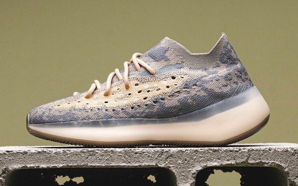 аутентичные 380boost 380 mist кроссовки мужчины женщины kanye west wave runner 3m reflective неотражающее brown sneakers спорт с коробкой
аутентичные 380boost 380 mist кроссовки мужчины женщины kanye west wave runner 3m reflective неотражающее brown sneakers спорт с коробкой