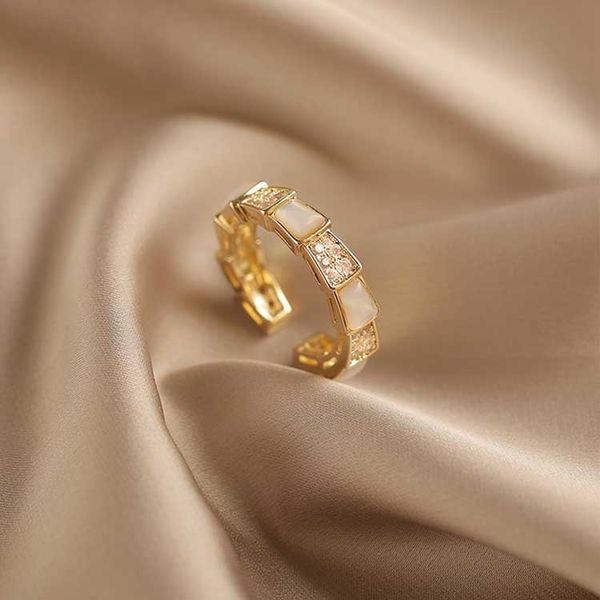 vintage ring fashion australia rhinestone jewelry women fashion yellow color glod jewelry elegant bijous party new open size, Golden;silver
vintage ring fashion australia rhinestone jewelry women fashion yellow color glod jewelry elegant bijous party new open size, Golden;silver