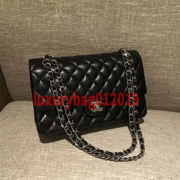 2019 women bags fashion women handbags luxury25.5x15.5x7cm gold / silver buckle bags leather with the original brand free
2019 women bags fashion women handbags luxury25.5x15.5x7cm gold / silver buckle bags leather with the original brand free