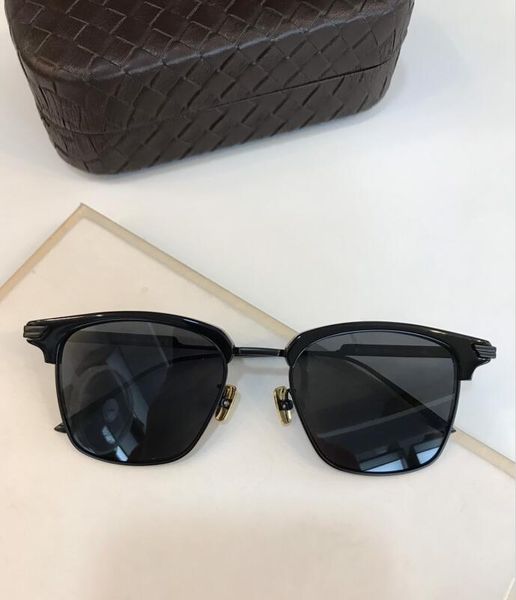latest selling popular fashion 1007 women sunglasses mens sunglasses men sunglasses gafas de sol sun glasses uv400 lens with box, White;black
latest selling popular fashion 1007 women sunglasses mens sunglasses men sunglasses gafas de sol sun glasses uv400 lens with box, White;black