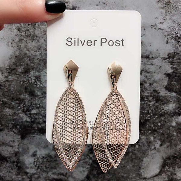 stud earrings 2019 new arrival earrings elegant accessories big leaves full rhinestone for women's gift brincos, Golden;silver
stud earrings 2019 new arrival earrings elegant accessories big leaves full rhinestone for women's gift brincos, Golden;silver