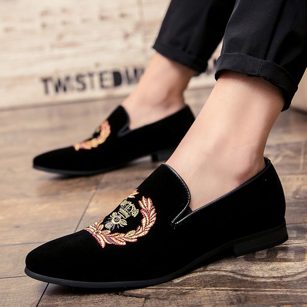 moccosins men's korean-style versatile cool deft reds trend 2019 small bee retro embroidered amoy supply of goods men's shoes, Black
moccosins men's korean-style versatile cool deft reds trend 2019 small bee retro embroidered amoy supply of goods men's shoes, Black