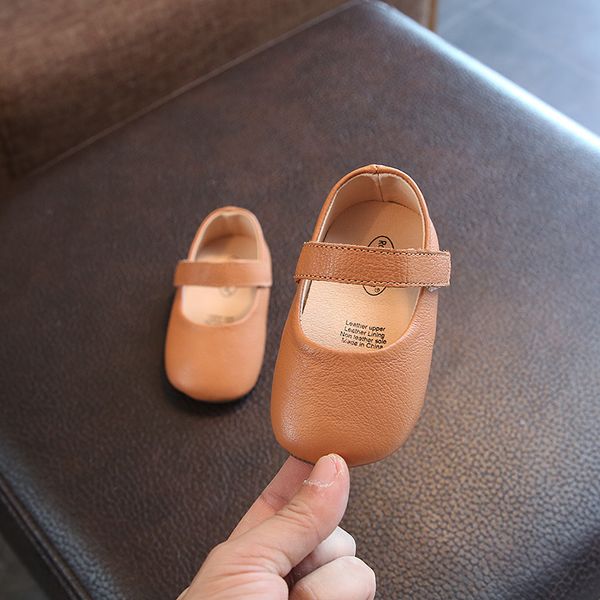 2019 solid color baby girls soft sole first walkers fashion genuine leather shallow princess infant toddler shoes eu14-20 y190529, Black;red
2019 solid color baby girls soft sole first walkers fashion genuine leather shallow princess infant toddler shoes eu14-20 y190529, Black;red