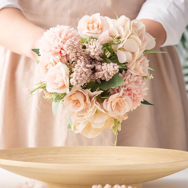13 heads/1 bundle silk roses bride bouquet for christmas home wedding new year decoration fake plants artificial flowers
13 heads/1 bundle silk roses bride bouquet for christmas home wedding new year decoration fake plants artificial flowers