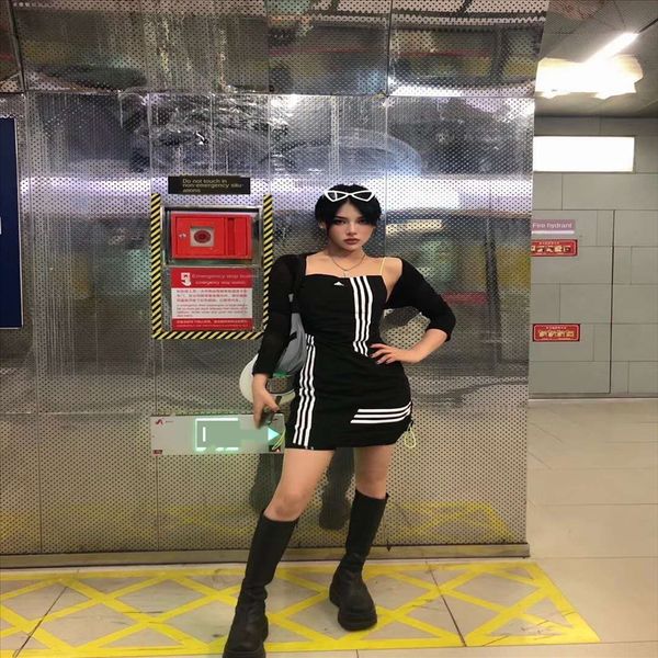 2020 fashion brand women's girl dress three bars holiday sports costume ancient costume sling ancient clothes suit sling dress
2020 fashion brand women's girl dress three bars holiday sports costume ancient costume sling ancient clothes suit sling dress