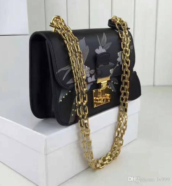 original shoulder bag plain cow leather women small size shoulder lady bag with aged silver hardware chain bag large women genuine leath
original shoulder bag plain cow leather women small size shoulder lady bag with aged silver hardware chain bag large women genuine leath