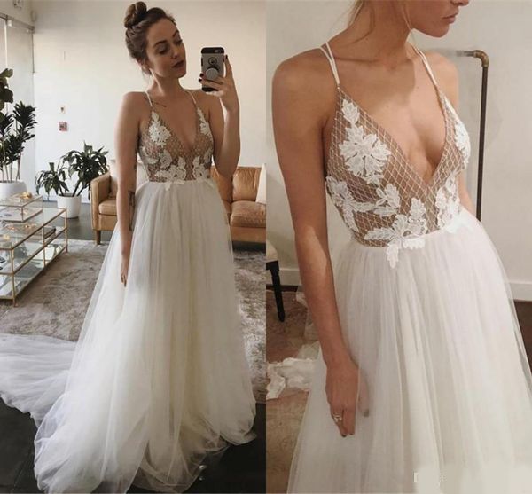 2020 spaghetti beach wedding dresses a line lace appliqued tulle boho wedding dress custom made bohemian abiti da sposa, White
2020 spaghetti beach wedding dresses a line lace appliqued tulle boho wedding dress custom made bohemian abiti da sposa, White