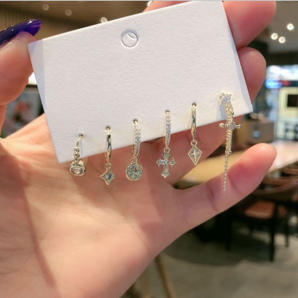 fashion cubic zirconia cross pearl gold earrings long tassel chain charm korean earrings for women fashion jewelry 2020, Golden;silver
fashion cubic zirconia cross pearl gold earrings long tassel chain charm korean earrings for women fashion jewelry 2020, Golden;silver