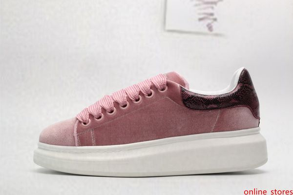 discount fashion designer sneakers casual classic white stitching luxury fashion men and women casual shoes for sale
discount fashion designer sneakers casual classic white stitching luxury fashion men and women casual shoes for sale