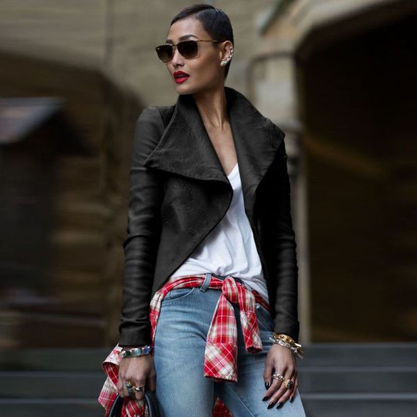 2019 autumn new zipper motorcycle jacket women irregular large lapel pu black white leather jacket casual faux leather jackets
2019 autumn new zipper motorcycle jacket women irregular large lapel pu black white leather jacket casual faux leather jackets