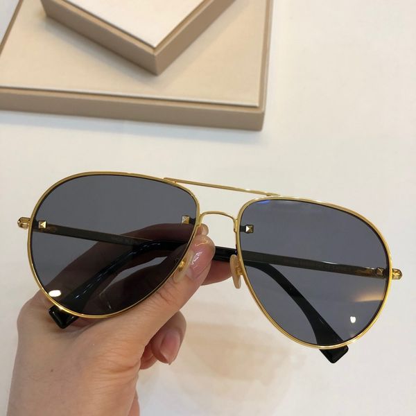 new 1063 mens sunglasses men sun glasses women sunglasses fashion style protects eyes gafas de sol lunettes de soleil with box, White;black
new 1063 mens sunglasses men sun glasses women sunglasses fashion style protects eyes gafas de sol lunettes de soleil with box, White;black