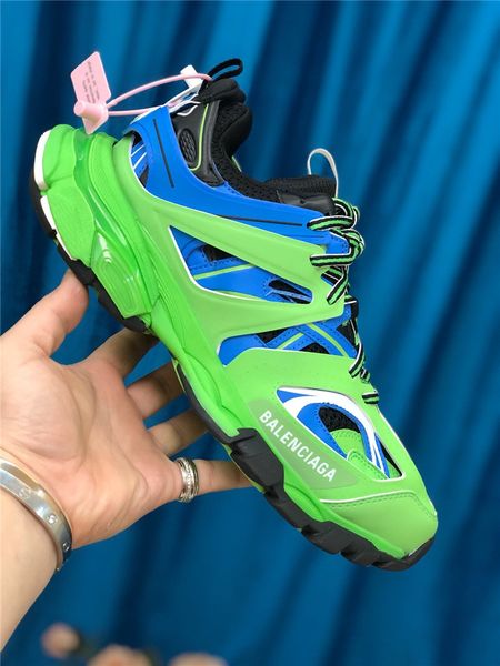 original 1: 1 luxury fashion platform men and women shoes wild vintage track3.0 running shoes casual sneakers 27, Black
original 1: 1 luxury fashion platform men and women shoes wild vintage track3.0 running shoes casual sneakers 27, Black