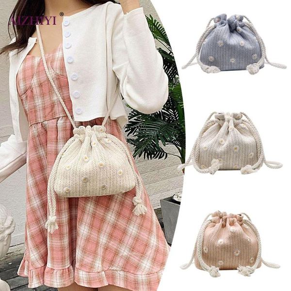 сплетенный шнурок соломенный мешок летние женщины цветок посланник crossbody сумки девушки маленький пляжный кошелек сумка на плечо
сплетенный шнурок соломенный мешок летние женщины цветок посланник crossbody сумки девушки маленький пляжный кошелек сумка на плечо