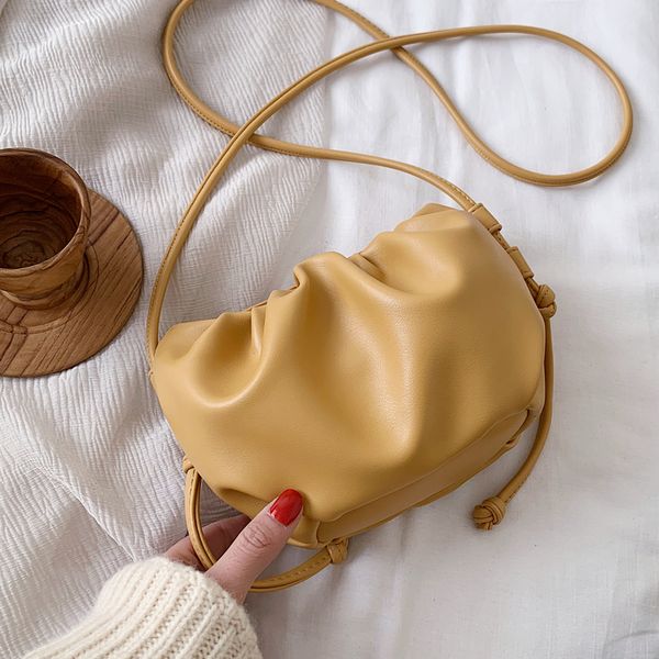 облако в форме pu кожа crossbody сумки для женщин 2020 женский малого плеча сумка lady mini cross body сумки
облако в форме pu кожа crossbody сумки для женщин 2020 женский малого плеча сумка lady mini cross body сумки