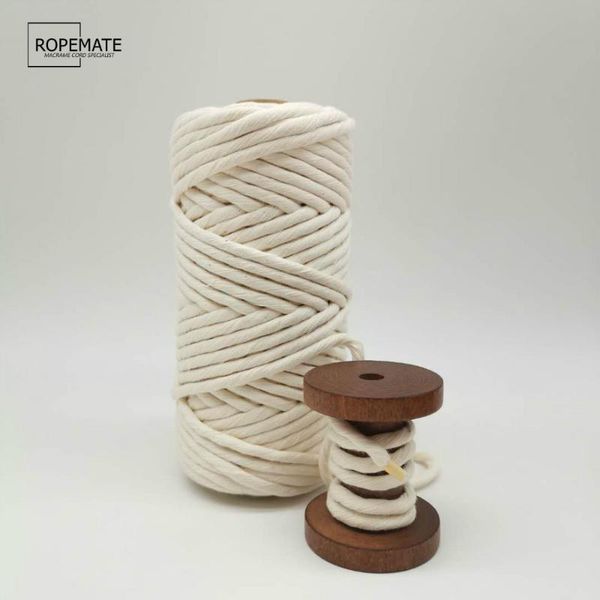 ropemate soft cotton cord 5mm 50m - 1 single strand - natural color for craft diy home decor, Black;white
ropemate soft cotton cord 5mm 50m - 1 single strand - natural color for craft diy home decor, Black;white