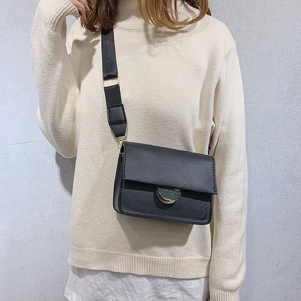 women's bag new fashion small bags all-match shoulder messenger bags thick shoulder strap metal buckle square bag
women's bag new fashion small bags all-match shoulder messenger bags thick shoulder strap metal buckle square bag