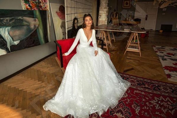 vintage robe de mariee vintage long sleeves lace satin wedding dresses deep v neck backless bridal gowns for wedding, White
vintage robe de mariee vintage long sleeves lace satin wedding dresses deep v neck backless bridal gowns for wedding, White