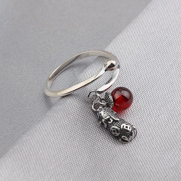 female black thai silver s925 pure silver pomegranate red lucky the mythical wild animal and opening ring, Golden;silver
female black thai silver s925 pure silver pomegranate red lucky the mythical wild animal and opening ring, Golden;silver