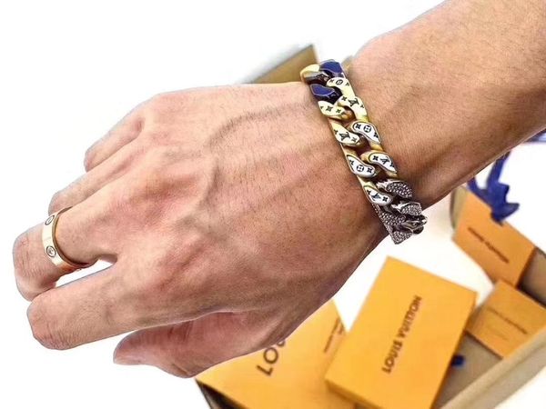 brand new fashion men jewelry stainless luxury steel bracelets bangles pulseiras bracelets for man with gift box, Golden;silver
brand new fashion men jewelry stainless luxury steel bracelets bangles pulseiras bracelets for man with gift box, Golden;silver