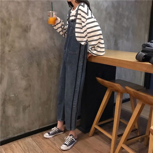 navy blue women's tailored waist and hip princess jeans bk213
navy blue women's tailored waist and hip princess jeans bk213