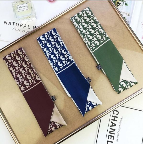 new style women's silk letter small scarf binding and wrapping handle wrapping and wrapping twill scarf, Blue;gray
new style women's silk letter small scarf binding and wrapping handle wrapping and wrapping twill scarf, Blue;gray