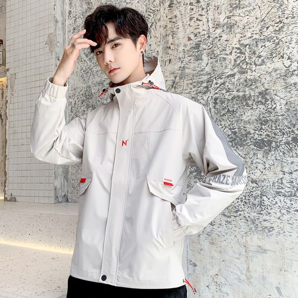 men's jacket new fashion leisure jacket comfortable air-permeable large size loose 4xl hat coat in autumn and winter, Black;brown
men's jacket new fashion leisure jacket comfortable air-permeable large size loose 4xl hat coat in autumn and winter, Black;brown