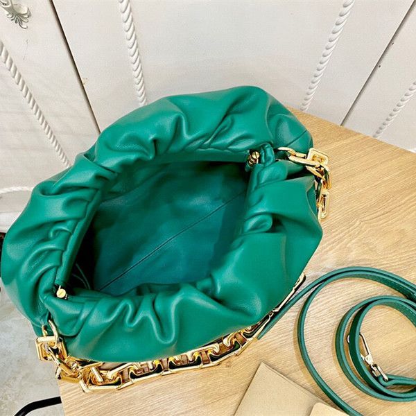 korean fashion cloud bag 2021 chaowanghong advanced feeling summer pleated personality single shoulder messenger bags
korean fashion cloud bag 2021 chaowanghong advanced feeling summer pleated personality single shoulder messenger bags