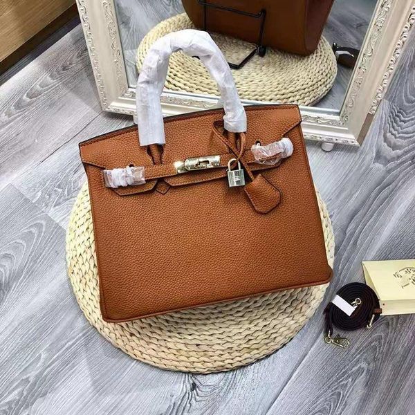 head layer cowhide casual handbags designer bags handbag portable women girls litchi shoulder leather inclined grain the one bag edreo, Red;black
head layer cowhide casual handbags designer bags handbag portable women girls litchi shoulder leather inclined grain the one bag edreo, Red;black