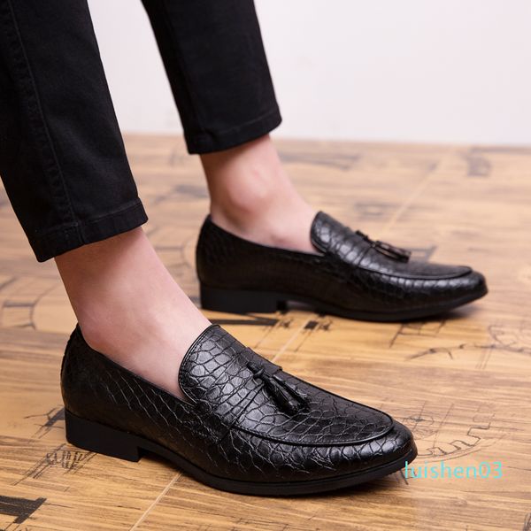 2019 four seasons pointed men formal business brogue shoes luxury men's dress shoes male casual leather wedding party loafers l03, Black
2019 four seasons pointed men formal business brogue shoes luxury men's dress shoes male casual leather wedding party loafers l03, Black